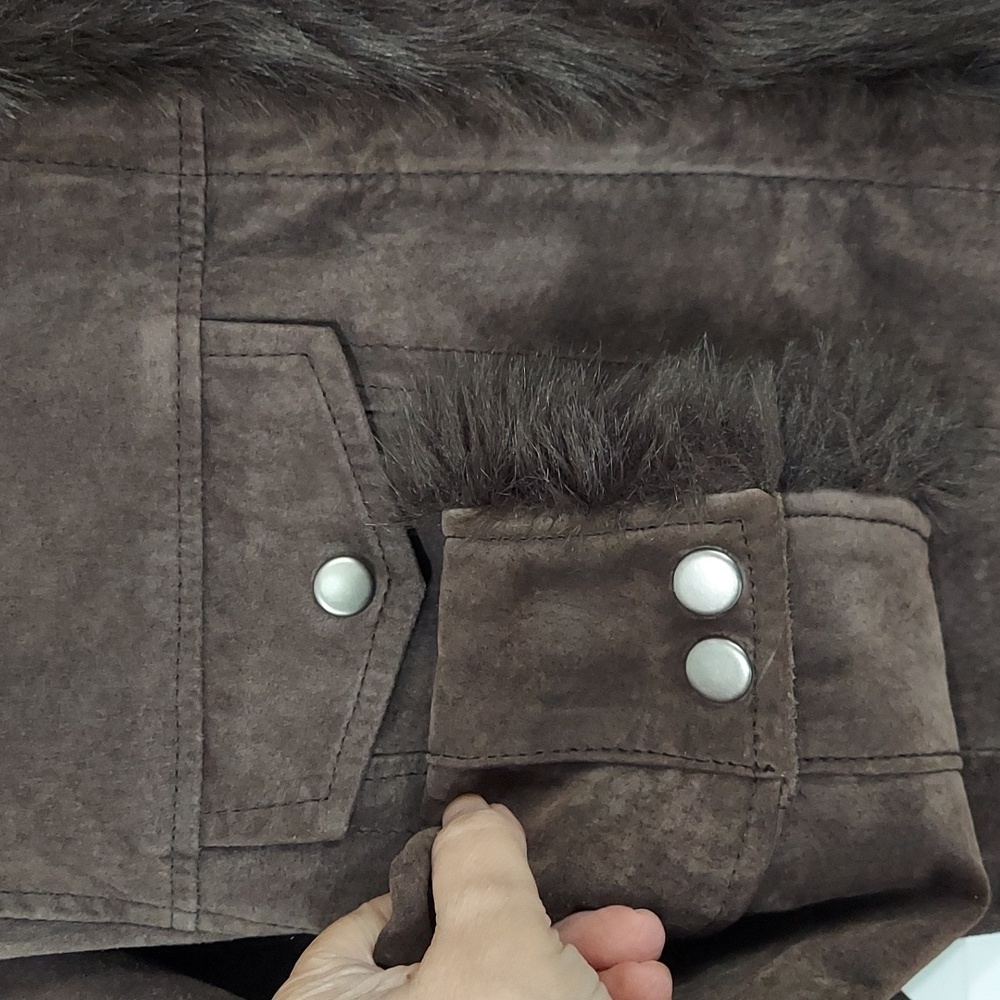 Coldwater Creek Jacket,‎ Size XL, Suede Leather, Brown, Faux Fur Details, Lined - Picture 4 of 7